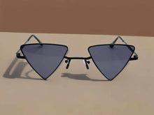 Load image into Gallery viewer, All Black Gold Retro Triangle Cat Eye Sunglasses | Cateye Sunglasses Vintage