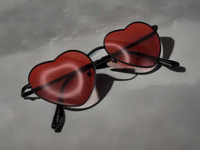 Load image into Gallery viewer, Heart Shape Heart Sunglasses Retro Vintage Boho Black Red
