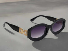 Load image into Gallery viewer, Popular Fashion Small Oval Vintage Cute Women Luxury Sunglasses Vintage