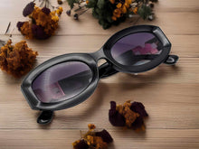 Load image into Gallery viewer, Popular Fashion Small Oval Vintage Cute Women Luxury Sunglasses Vintage