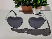 Load image into Gallery viewer, Heart Shape Heart Sunglasses Retro Vintage Boho Silver Black