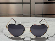 Load image into Gallery viewer, Heart Shape Heart Sunglasses Retro Vintage Boho Print Black