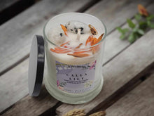 Load image into Gallery viewer, Calla Lily Scented Soy Wax Candle Natural 100% Hand Poured