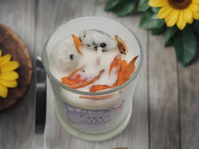 Load image into Gallery viewer, Calla Lily Scented Soy Wax Candle Natural 100% Hand Poured