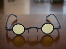 Load image into Gallery viewer, Fashion Small Frame Round Sunglasses Vintage Black Sunglasses Steampunk