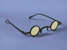 Load image into Gallery viewer, Fashion Small Frame Round Sunglasses Vintage Black Sunglasses Steampunk