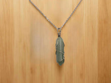 Load image into Gallery viewer, Elegant Silver Wire Wrapped Green Aventurine Point Necklace - 18 Inches