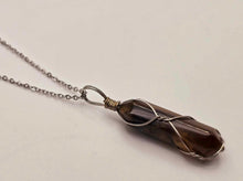 Load image into Gallery viewer, Elegant Silver Wire-Wrapped Indian Agate Point Necklace - 18 Inches