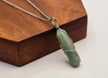 Load image into Gallery viewer, Elegant Silver Wire Wrapped Green Aventurine Point Necklace - 18 Inches
