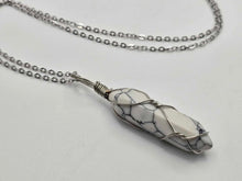 Load image into Gallery viewer, Elegant Silver Wire-Wrapped Howlite Point Necklace - Perfect Gift for Her