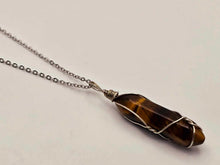 Load image into Gallery viewer, Elegant Silver Wire Wrapped Amazonite Agate Point Necklace - A Stylish Gift for Her