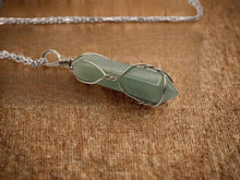 Load image into Gallery viewer, Elegant Silver Wire Wrapped Green Aventurine Point Necklace - 18 Inches