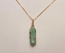Load image into Gallery viewer, Elegant Gold Wire Wrapped Green Aventurine Point Necklace - Stunning Gift