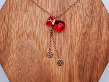 Load image into Gallery viewer, Radiant Elegance: Gold Tone Carnelian Necklace Bag Pouch