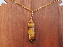 Load image into Gallery viewer, Elegant 18-Inch Tiger Eye Point Necklace - Perfect for Daily Wear