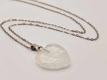Load image into Gallery viewer, Elegant Heart-Shaped Clear Quartz Necklace - Perfect Daily Accessory
