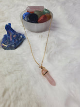 Load image into Gallery viewer, Natural Handmade Point Necklace Hexagon Chain Pendant Necklace Crystal For Woman