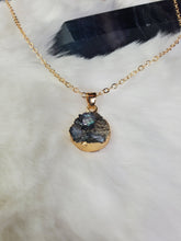 Load image into Gallery viewer, Acrylic Druzy Stone Faux Quartz Pendant Necklace - Geometric Round Charm Delicate Gold-Tone Chain