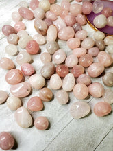 Load image into Gallery viewer, ROSE QUARTZ TUMBLES