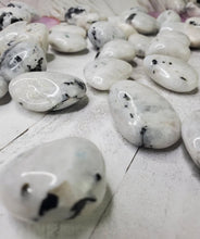 Load image into Gallery viewer, MOONSTONE TUMBLES