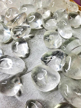 Load image into Gallery viewer, CLEAR QUARTZ TUMBLES