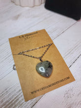 Load image into Gallery viewer, Natural Handmade Crystal Necklace Labradorite Heart Shaped
