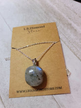 Load image into Gallery viewer, Irregular shaped Labradorite Pendant Necklace Silver tone Handmade