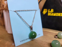 Load image into Gallery viewer, Natural Handmade Crystal Necklace Silver Tone Green Aventurine Healing Crystal Necklace