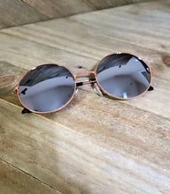 Load image into Gallery viewer, Vintage Big Round Spectacle Sunglasses Frame Fashion Hippie Lens