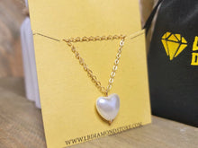 Load image into Gallery viewer, Heart Love Necklace Beautiful Gift Heart Necklace Love Necklace,