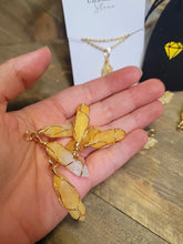 Load image into Gallery viewer, Gold tone Citrine Wire wrapped Crystal Necklace