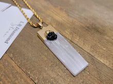 Load image into Gallery viewer, Natural Handmade Crystal Choker Gold Tone Selenite Healing Crystal Choker