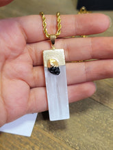 Load image into Gallery viewer, Natural Handmade Crystal Choker Gold Tone Selenite Healing Crystal Choker