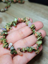 Load image into Gallery viewer, Unakite Natural Healing Bracelet Chip Bracelet Handmade Powerful Bracelet