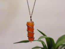 Load image into Gallery viewer, Silver tone Carnelian Wire wrapped Crystal Necklace