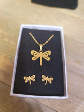 Load image into Gallery viewer, Dragonfly Pendant Necklace & earring set