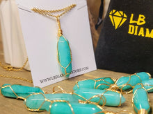 Load image into Gallery viewer, Natural Aquamarine Handmade Point Necklace Gold Tone