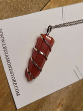 Load image into Gallery viewer, Silver tone Carnelian Wire wrapped Crystal Necklace