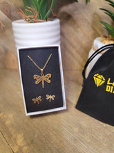 Load image into Gallery viewer, Dragonfly Pendant Necklace & earring set