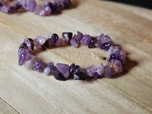 Load image into Gallery viewer, Amethyst Chip Bracelet Handmade Genuine Crystal Stretch Bracelet