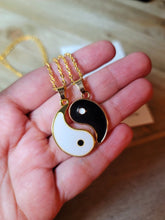 Load image into Gallery viewer, 2 PC Couple Necklace - Trendy Couple necklace Ying Yang Necklace