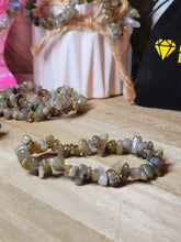 Load image into Gallery viewer, labradorite Bracelet Handmade Genuine Crystal Stretch Bracelet