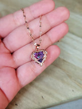 Load image into Gallery viewer, Elegant 18-Inch Rose Gold Heart Pendant Necklace: A Timeless Gift for Her