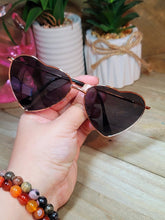 Load image into Gallery viewer, Lb diamond - Heart Shape Heart Sunglasses Retro Vintage Boho