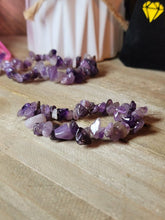 Load image into Gallery viewer, Amethyst Chip Bracelet Handmade Genuine Crystal Stretch Bracelet