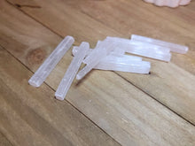 Load image into Gallery viewer, ONE SELENITE TUMBLED STICK