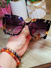 Load image into Gallery viewer, Fashion Big Square Women Luxury Sunglasses Vintage