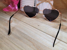 Load image into Gallery viewer, Lb diamond - Heart Shape Heart Sunglasses Retro Vintage Boho