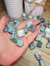 Load image into Gallery viewer, ONE LARIMAR TUMBLED STONE