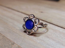 Load image into Gallery viewer, Changing Color Mood Stone Adjustable Ring | Cute trending Mood Ring Sunflower